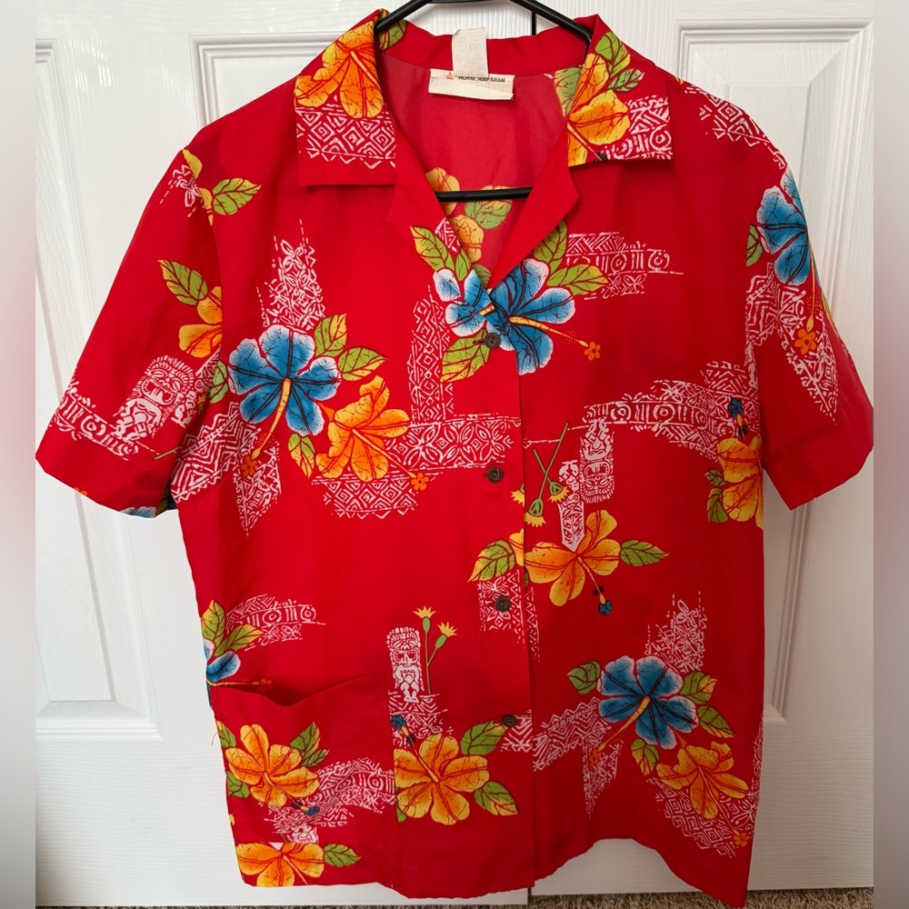 Vintage Hawaiian Red Floral Men's Shirt Size 20 Hibiscus made in Hawaii Casual